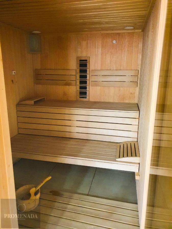Sunfest Aparthotel Pool & Spa Mamaia Nord Năvodari Exteriör bild