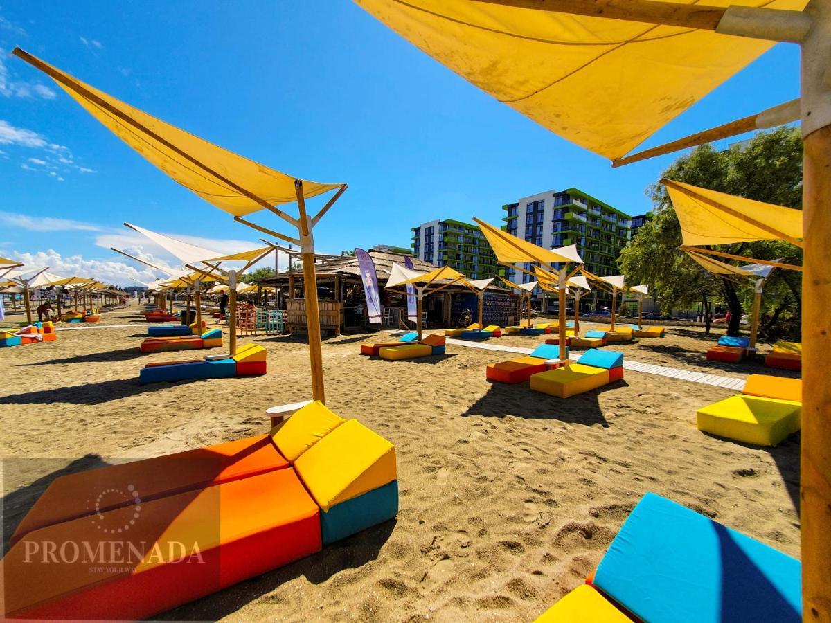 Sunfest Aparthotel Pool & Spa Mamaia Nord Năvodari Exteriör bild