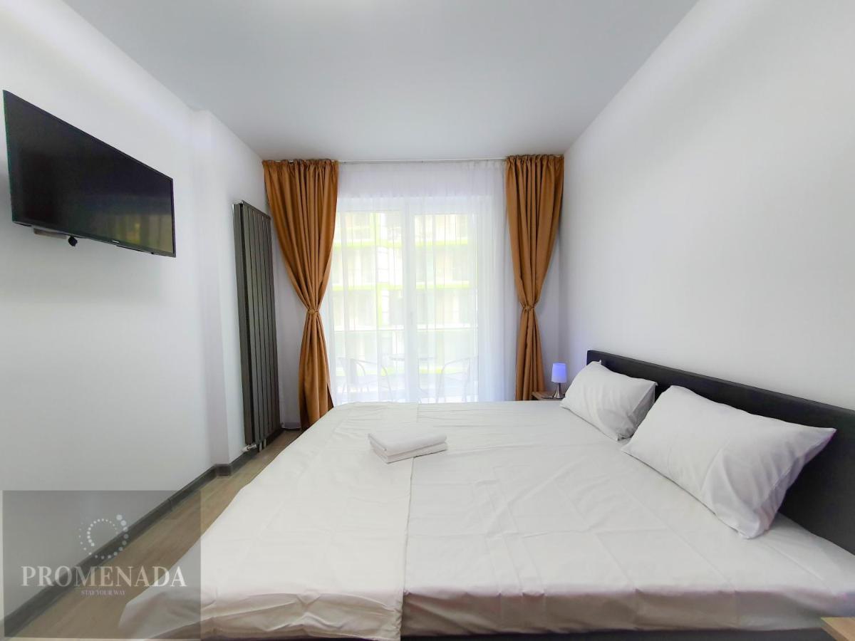 Sunfest Aparthotel Pool & Spa Mamaia Nord Năvodari Exteriör bild