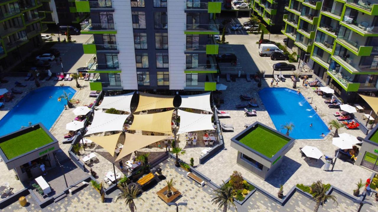 Sunfest Aparthotel Pool & Spa Mamaia Nord Năvodari Exteriör bild