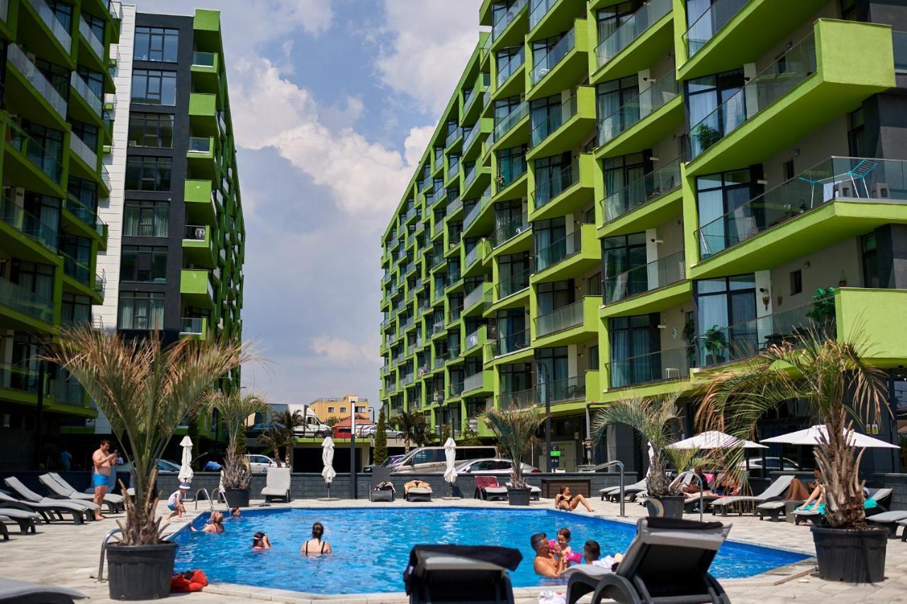 Sunfest Aparthotel Pool & Spa Mamaia Nord Năvodari Exteriör bild